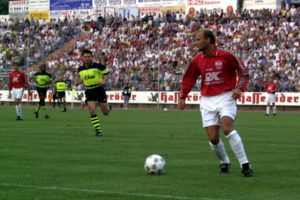 DFB-Pokal 1997/98: SV Warnemünde gegen Borussia Dortmund. Foto: Wolfgang Groß