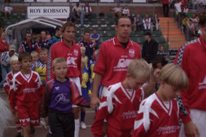 DFB-Pokal 1997/98: SV Warnemünde gegen Borussia Dortmund. Foto: Wolfgang Groß